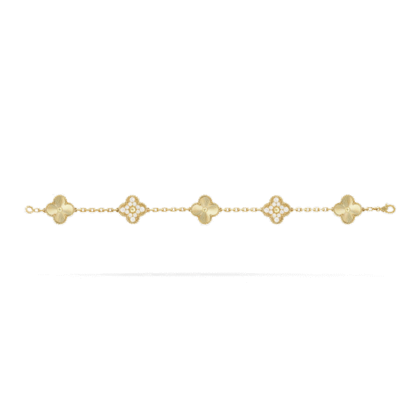 1D8492F8-AC45-7A25-6A3F-859C9F62741A.png Vintage Alhambra bracelet, 5 motifs