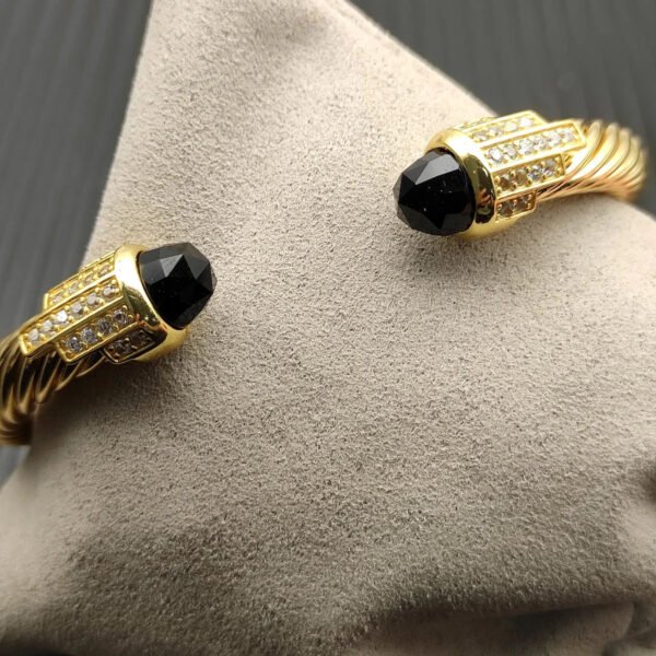 8607229C-1C92-56B6-03F6-4BACECFDCFC7.jpg 7mm Cable Bracelet with Black Onyx & Diamond Accents